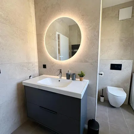 Appartement Fresh Upstairs & Free Parking *