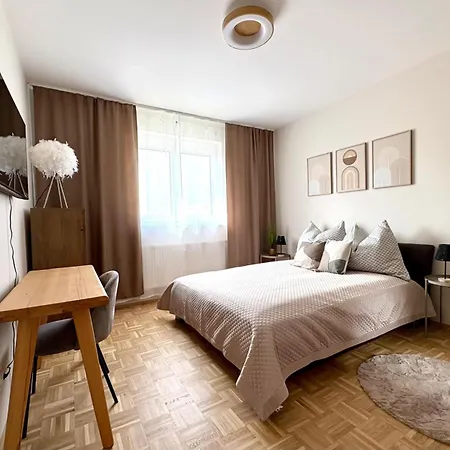 Lejlighed Fresh Upstairs & Free Parking *